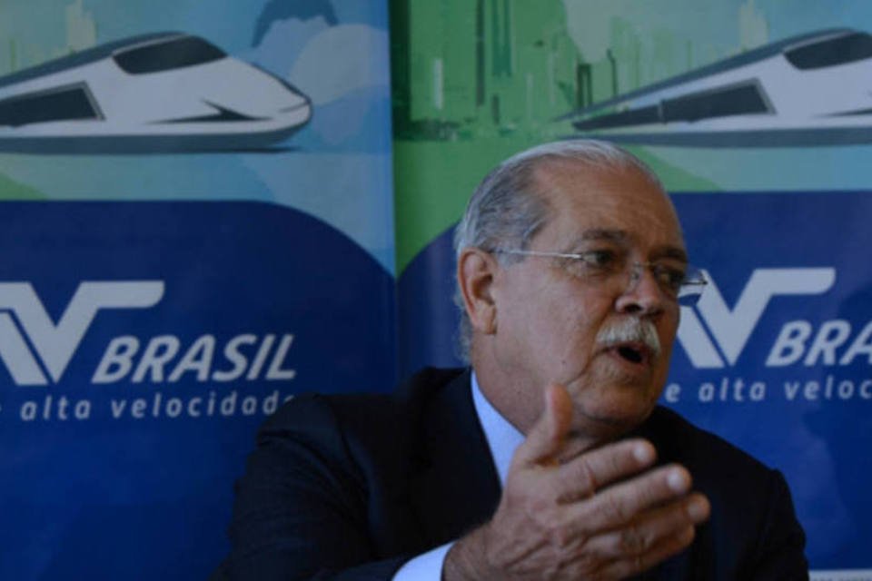 Governo quer mais participantes no trem-bala, diz Borges