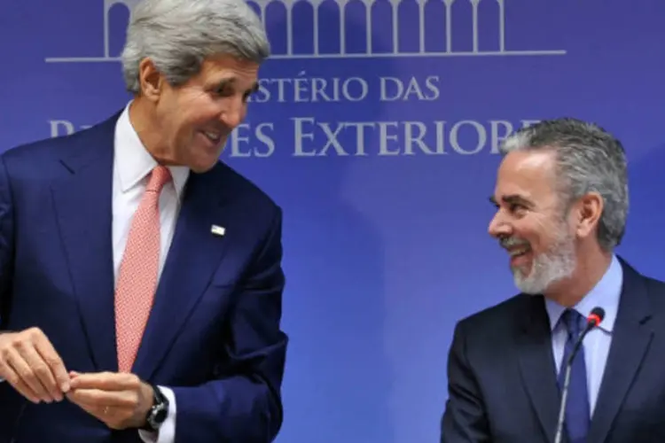 
	John Kerry e Antonio Patriota: ministro brasileiro diz que espionagem norte-americana pode enfraquecer confian&ccedil;a
 (Antônio Cruz/ABr)