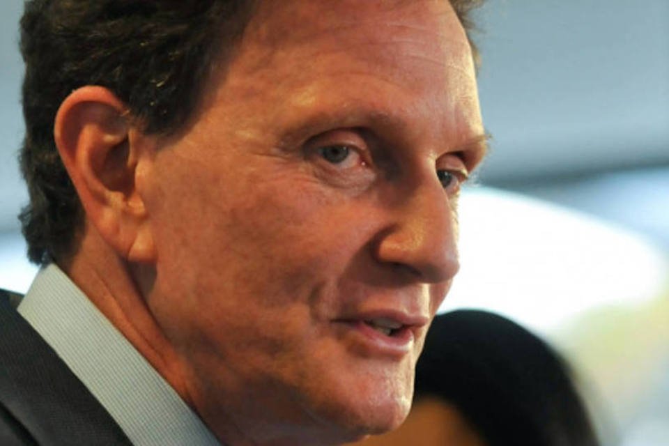 Crivella surpreende e vai disputar o 2º turno no RJ