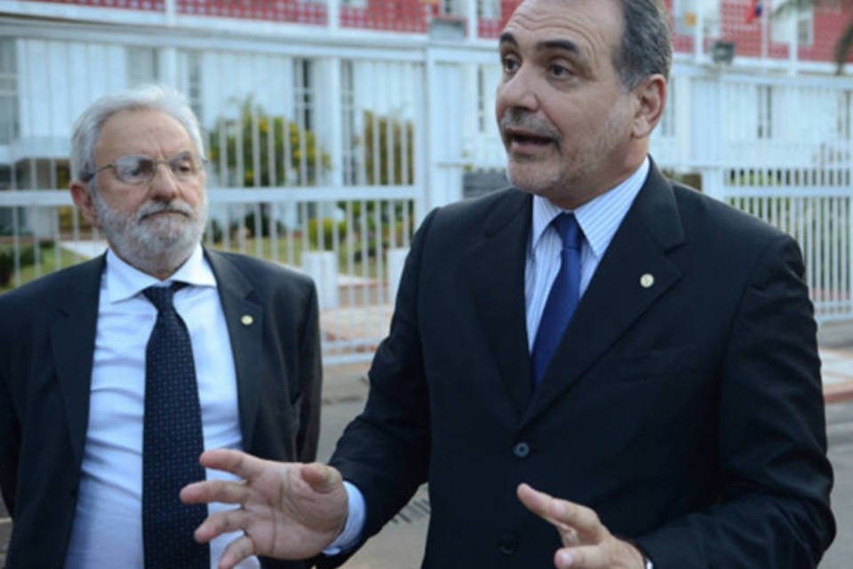 Oposição diverge sobre viagem de Dilma aos EUA
