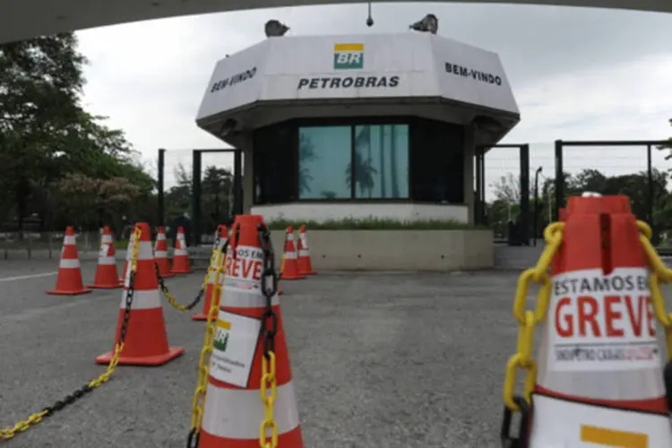 
	Protesto contra Temer: &quot;As representa&ccedil;&otilde;es sindicais petroleiras alertaram para o risco iminente de perda de direitos e de grave retrocesso&quot;
 (Tânia Rego/ABr)