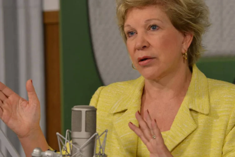 
	Segundo Marta, &quot;muita &aacute;gua vai rolar&quot;, pois a conjuntura pol&iacute;tica varia muito. A ministra voltou a afirmar que n&atilde;o pretende ser candidata, pois est&aacute; bem no comando da pasta da Cultura
 (Valter Campanato/ABr)