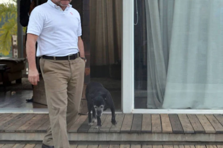 Senador boliviano Roger Pinto Molina, de 53 anos, está na casa de seu advogado Fernando Tibúrcio Peña, no Lago Norte, bairro nobre de Brasília (Valter Campanato/ABr)