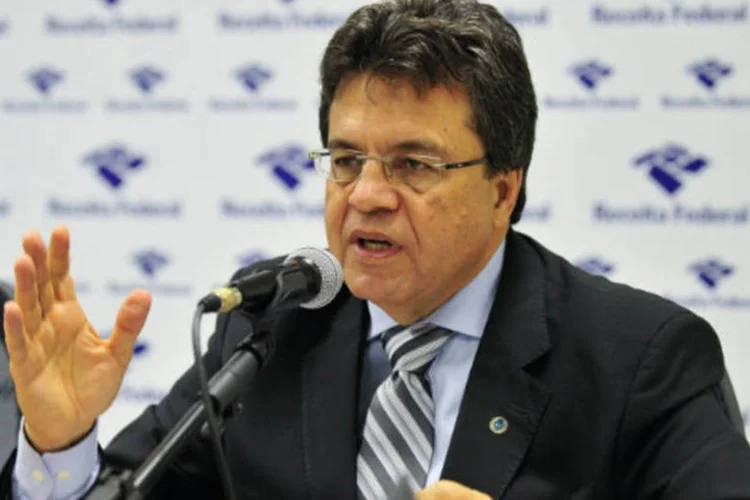 
	Carlos Barreto: secret&aacute;rio disse que n&atilde;o tem informa&ccedil;&atilde;o de inclus&atilde;o de novos setores em desonera&ccedil;&atilde;o
 (Elza Fiúza/ABr)