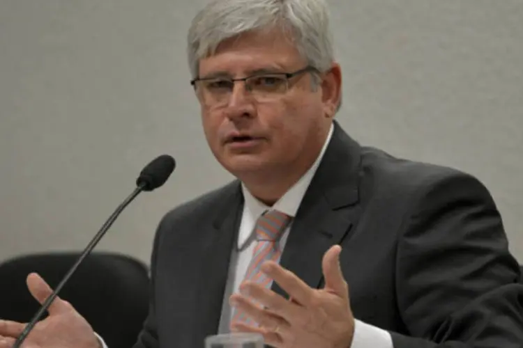 
	Rodrigo Janot: procurador-geral tamb&eacute;m faz uma manifesta&ccedil;&atilde;o contra os embargos infringentes apresentados pela defesa de Samarane
 (Wilson Dias/ABr)