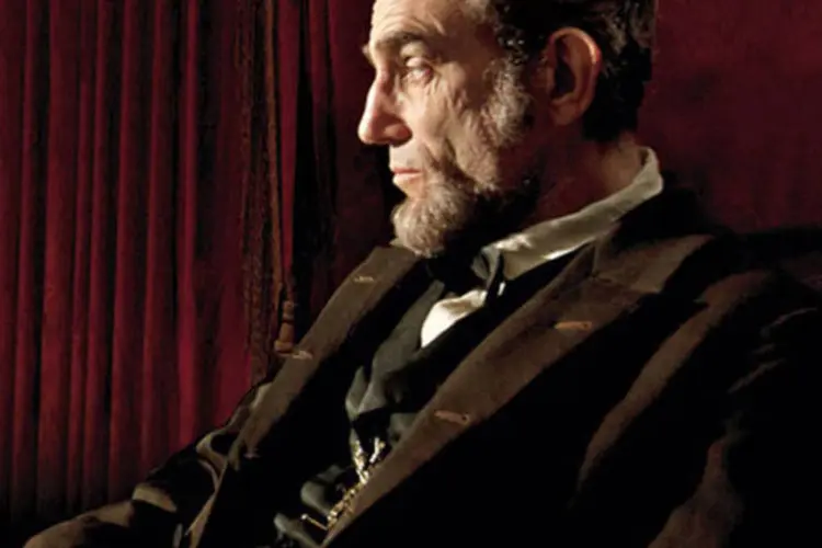 
	Daniel Day-Lewis como Abraham Lincoln: Academia de Artes e Ci&ecirc;ncias Cinematogr&aacute;ficas de Hollywood anunciou os indicados &agrave; premia&ccedil;&atilde;o
 (Reprodução)
