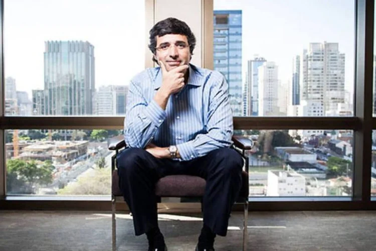 
	Andr&eacute; Esteves: &quot;o Banco Esp&iacute;rito Santo &eacute; um banco pequeno em n&iacute;vel mundial&quot;
 (Alessandro Shinoda/Exame)
