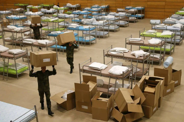 
	Abrigo para refugiados: representante do Acnur disse que o plano para responder &agrave; crise dos refugiados precisa de uma solu&ccedil;&atilde;o de emerg&ecirc;ncia
 (Fabrizio Bensch / Reuters)