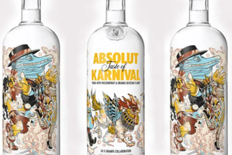 
	Absolut Karnival, com arte de Rafael Gramp&aacute;: personagens fant&aacute;sticos na embalagem
 (Divulgação/Absolut)