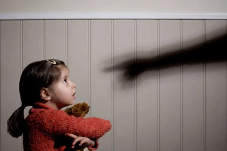 
	Abuso sexual: segundo a Unicef, as den&uacute;ncias relacionadas a esse tipo de crime no pa&iacute;s passaram de 788 em 2005 para 2.298 em 2010
 (Cultura RM/Ian Nolan)