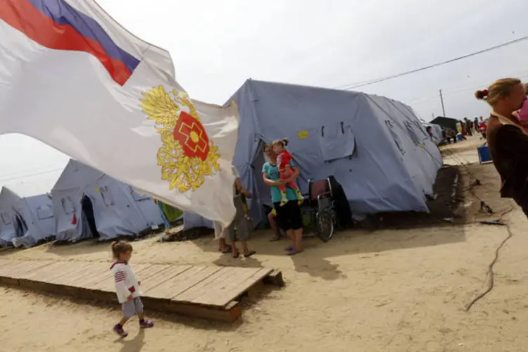 Acampamento temporário para refugiados ucranianos nos arredores de Donetsk (Alexander Demianchuk/Reuters)