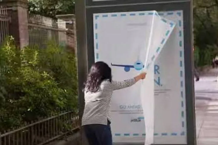 'TakeOffNYC', ação da JetBlue produzida pela Mullen Lowe  (Reprodução/Youtube)