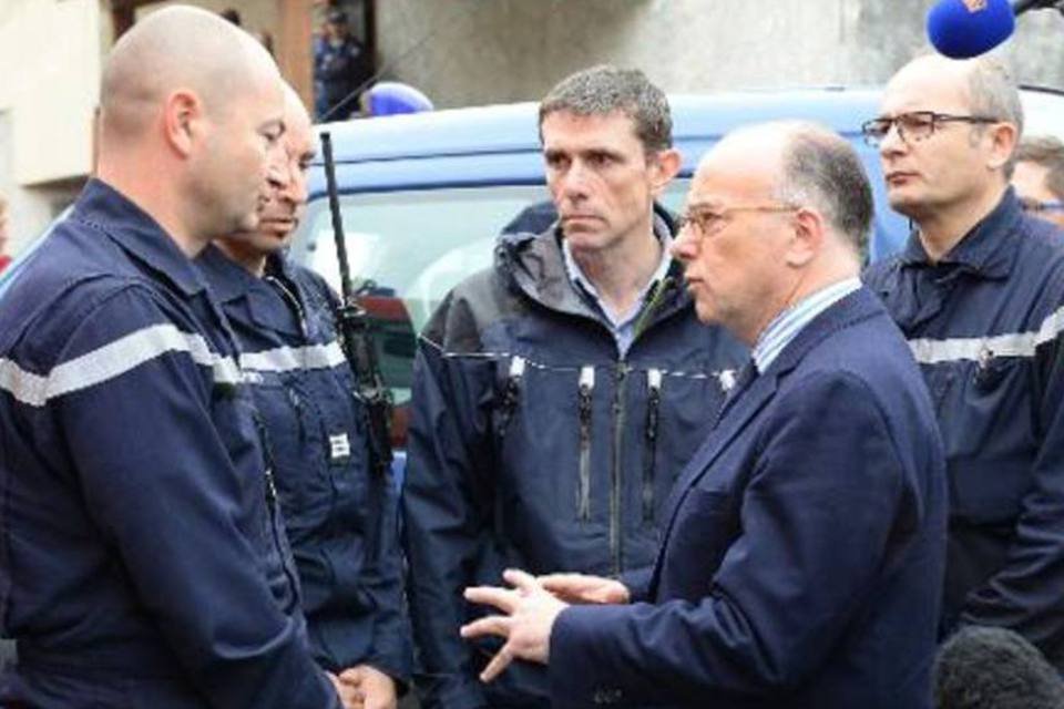 Caixa-preta de avião que caiu na França é encontrada