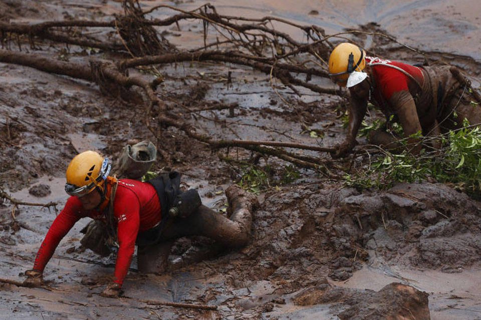 Número de desaparecidos em Mariana cai para 25