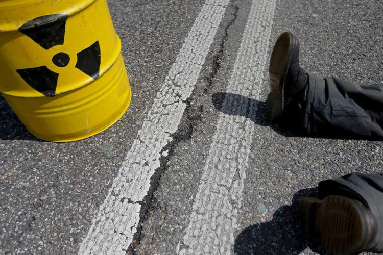 
	Chernobyl: amanh&atilde; se completam tr&ecirc;s d&eacute;cadas do desastre na usina nuclear de Chernobyl, localizada a 120 quil&ocirc;metros de Kiev e que liberou &agrave; atmosfera mais de 50 milh&otilde;es de curies de radia&ccedil;&atilde;o
 (Vincent Kessler / Reuters)