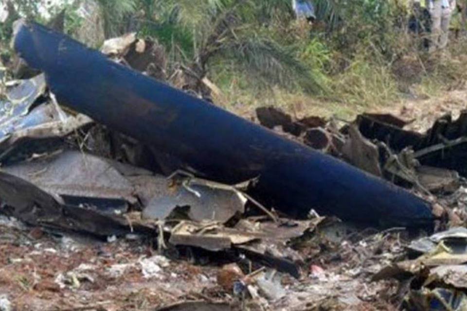 Acidente aéreo mata 30 no Congo
