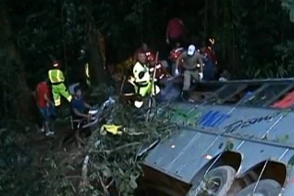 Acidente de ônibus em Santa Catarina deixa 49 mortos