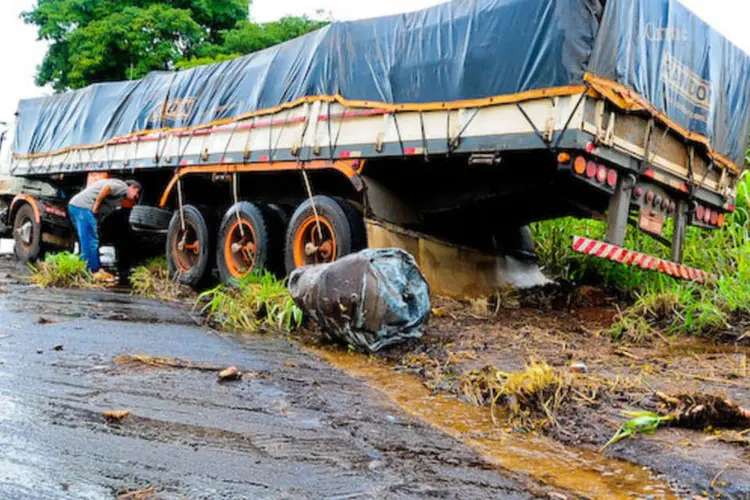 
	Acidentes: gastos com acidentes rodovi&aacute;rios ficaram em R$ 17,7 bilh&otilde;es em 2013
 (Ilustração/Flickr)