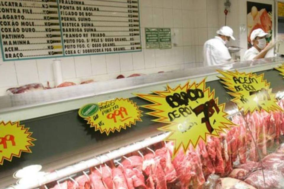 Preço das carnes provoca queda na inflação semanal