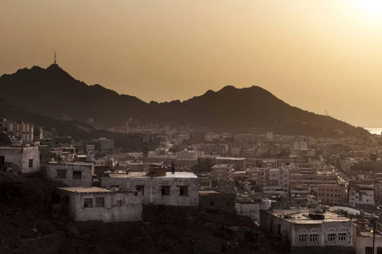 
	&Aacute;den, no I&ecirc;men: o an&uacute;ncio foi feito ap&oacute;s os violentos combates de domingo em um dos portos de &Aacute;den, Al-Muala
 (Brent Stirton / Getty Images)