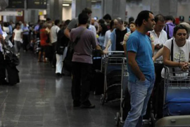 
	At&eacute; agora, a Anac constatou ocorr&ecirc;ncia da falha em cinco dias nos aeroportos do Rio de Janeiro
 (Vanderlei Almeida/AFP)