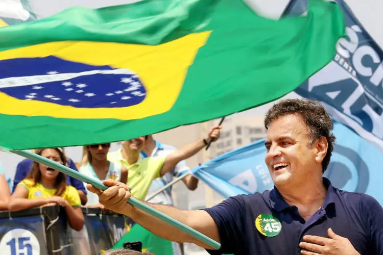 
	A&eacute;cio Neves: o tucano repetiu as acusa&ccedil;&otilde;es de que Dilma estaria fazendo uma &quot;campanha do medo&quot;, a base de cal&uacute;nias e mentiras
 (Marcos Fernandes/Coligação Muda Brasil)