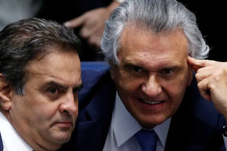 
	Caiado: uma das principais lideran&ccedil;as que fazem oposi&ccedil;&atilde;o &agrave; Dilma no Senado, Caiado afirmou que apenas os bancos estatais n&atilde;o foram pagos mensalmente
 (Ueslei Marcelino / Reuters)