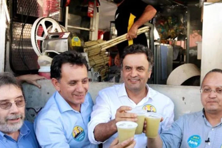 O candidato Aécio Neves durante visita a Cuiabá, no Mato Grosso (Orlando Brito/Coligação Muda Brasil)