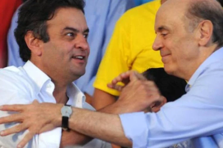 
	A&eacute;cio Neves e Jos&eacute; Serra: A&eacute;cio tenta viabilizar um consenso em torno do seu nome em S&atilde;o Paulo, estado com muita influ&ecirc;ncia de Serra
 (Fabio Rodrigues Pozzebom/ABr)