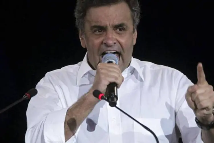 
	A&eacute;cio Neves: &ldquo;a experi&ecirc;ncia do PT no governo custou muito caro ao pa&iacute;s&quot;
 (Ueslei Marcelino/Reuters)