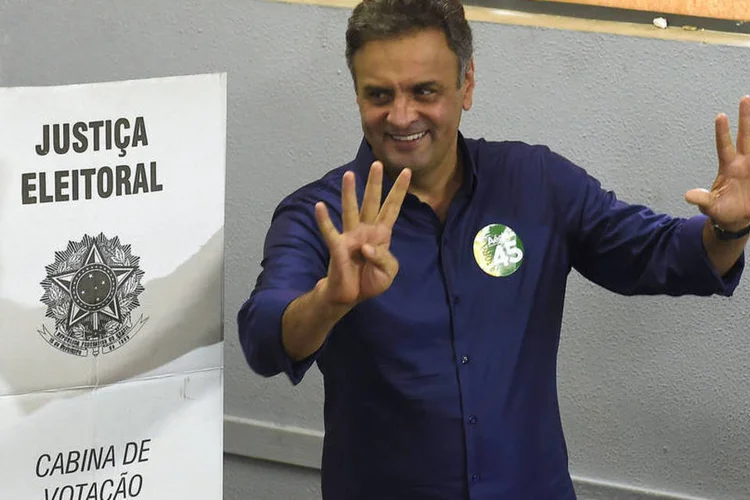 
	A&eacute;cio: o senador recebeu 243 mil votos no segundo turno, ante 138 mil da presidente
 (Washington Alves)