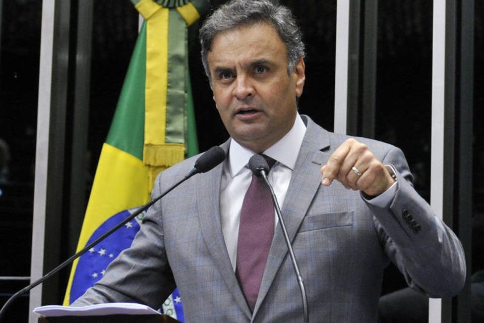 Ministério Público quer lista de voos feitos por Aécio Neves