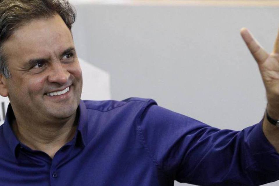 Com Aécio líder nas pesquisas, real tem maior alta no mundo