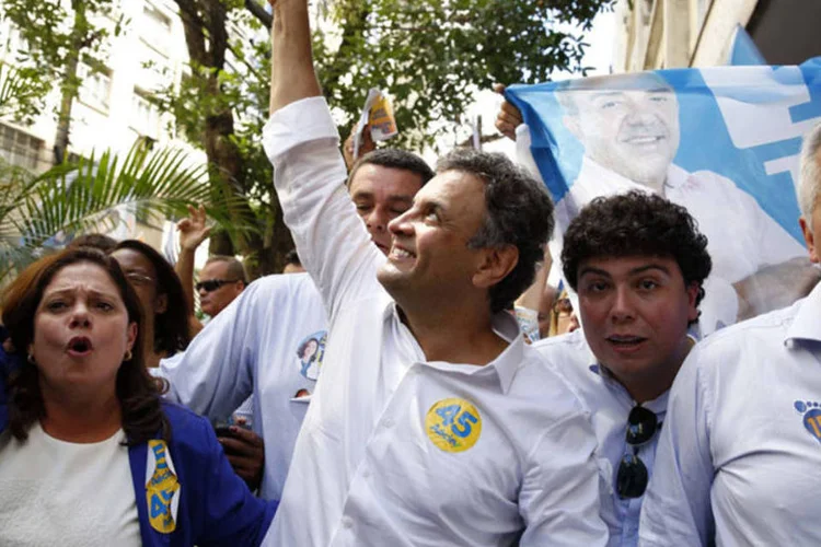 Aécio Neves: "o que importa é a tendência de alta no movimento. Estou ainda na disputa e vou lutar até o fim" (Pilar Olivares/Reuters)