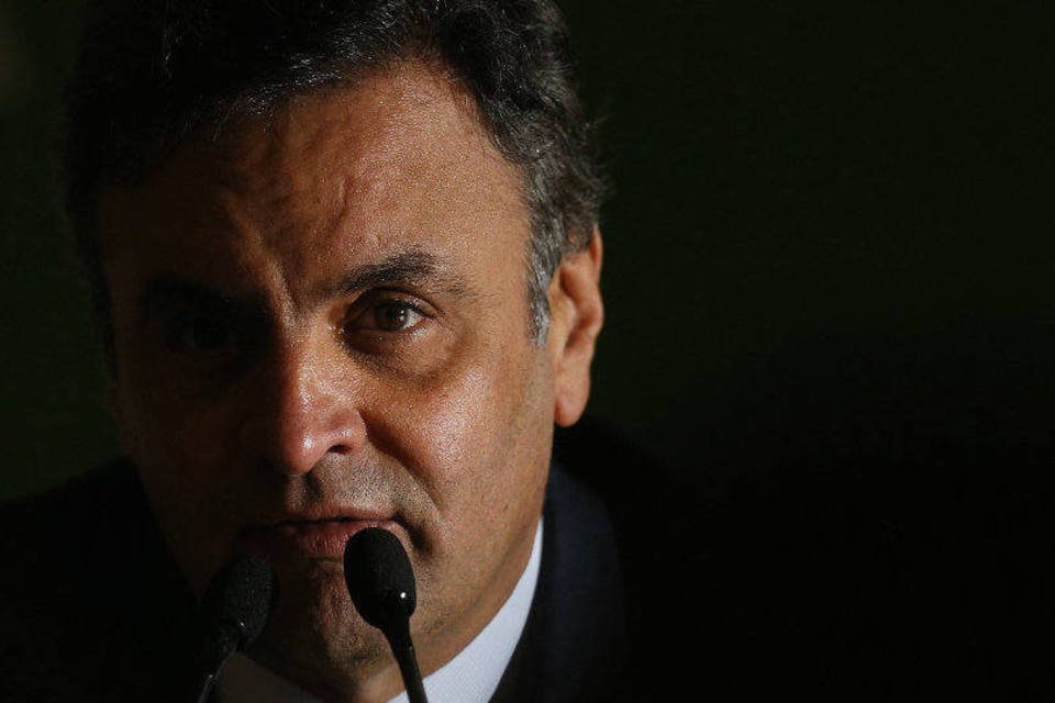 Aécio adianta propostas de governo na área de segurança