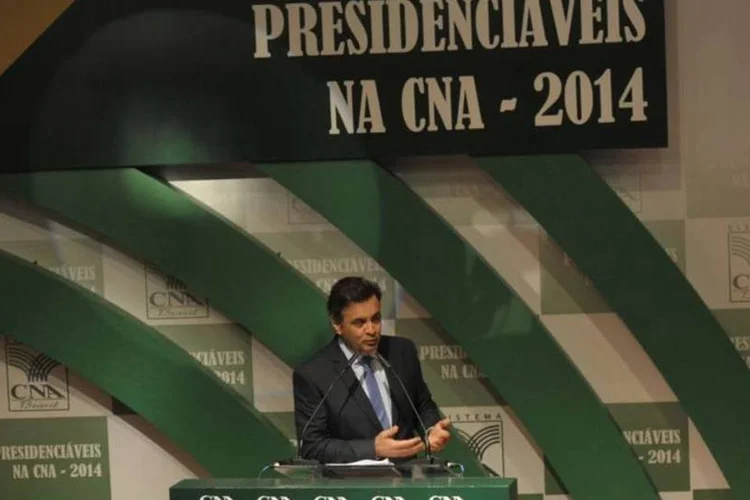 Aécio Neves participa de sabatina na Confederação da Agricultura e Pecuária do Brasil (Antônio Cruz/Agência Brasil)