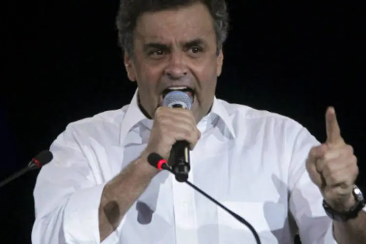 
	A&eacute;cio Neves : &quot;O PSB tem uma candidatura colocada e essa candidatura faz bem &agrave; democracia&quot;, disse o senador
 (REUTERS/Ueslei Marcelino)