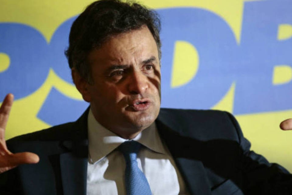 Aécio critica Cade na apuração de cartel de trens