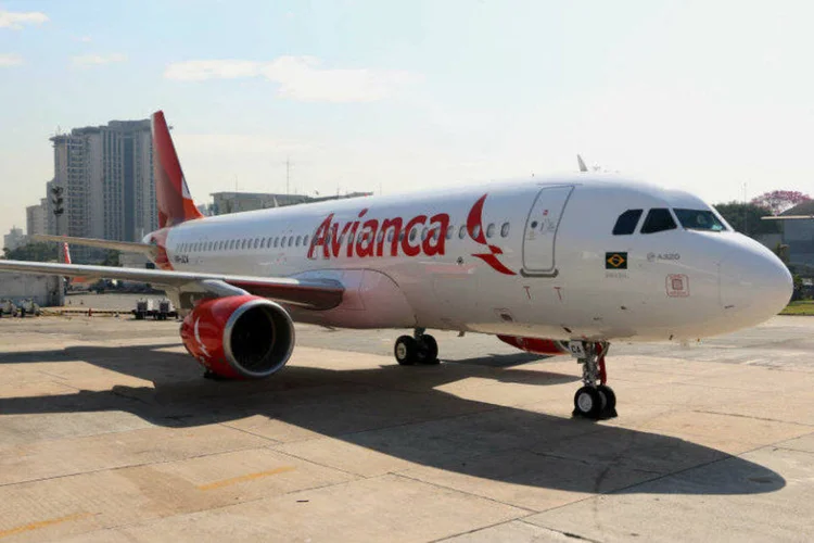 Slots: Passaredo entra na briga com Latam, GOL e Azul pelo espaço a ser deixado por Avianca em um dos principais aeroportos do país (Avianca/Reprodução)