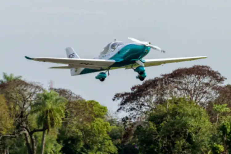 A aeronave elétrica "Sora-e", da Itaipu Binacional, que fez um voo tripulado (Reprodução/itaipu.gov.br)