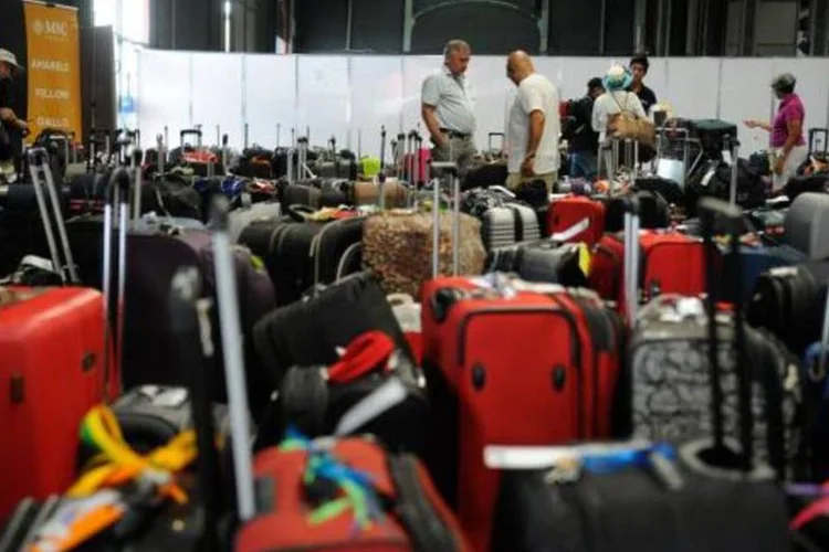 
	Grande movimento em aeroportos e rodovi&aacute;rias exige aten&ccedil;&atilde;o maior dos passageiros com as bagagens
 (Tânia Rêgo/Agência Brasil)