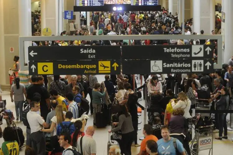 
	Aeroporto de Guarulhos: demanda por transporte a&eacute;reo no Brasil vem caindo no segundo semestre do ano
 (Tânia Rêgo/Agência Brasil)