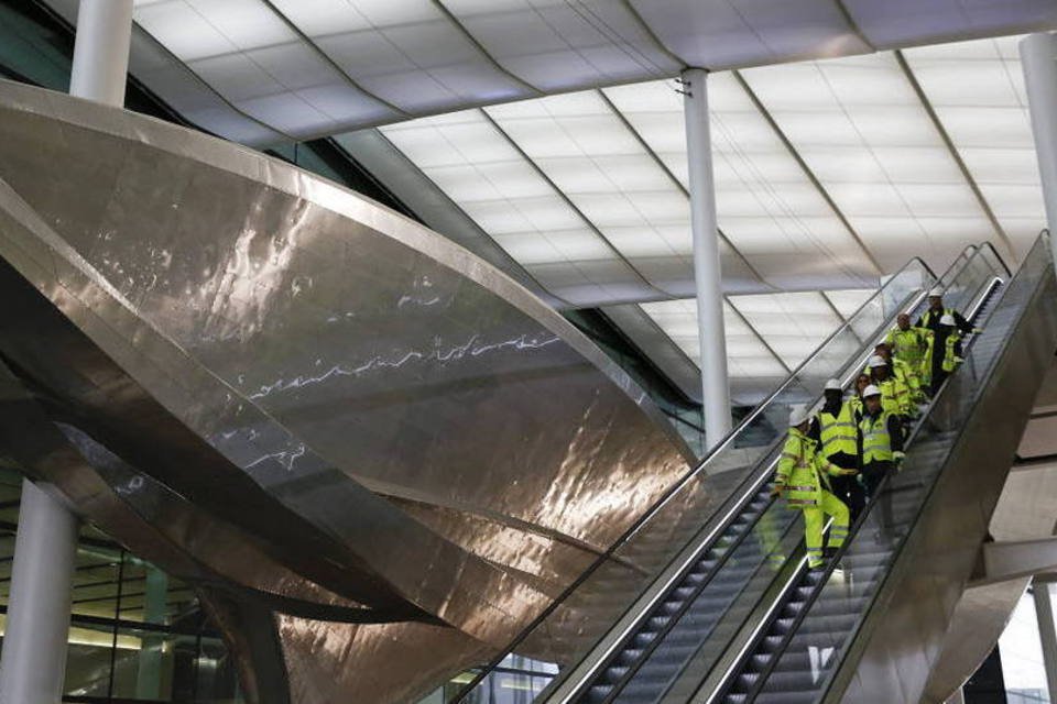 Terminal de Heathrow visa reestabelecer brilho do aeroporto