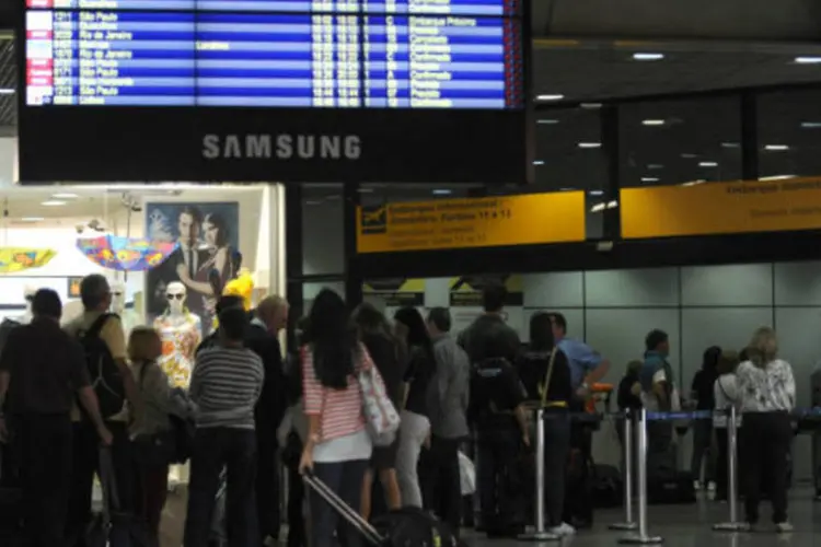 
	Aeroporto Internacional Juscelino Kubitscheck, em Bras&iacute;lia: poder&atilde;o ser utilizados cart&otilde;es de d&eacute;bito das bandeiras Visa, Mastecard e Elo para qualquer banco.
 (Fabio Rodrigues Pozzebom/ABr)