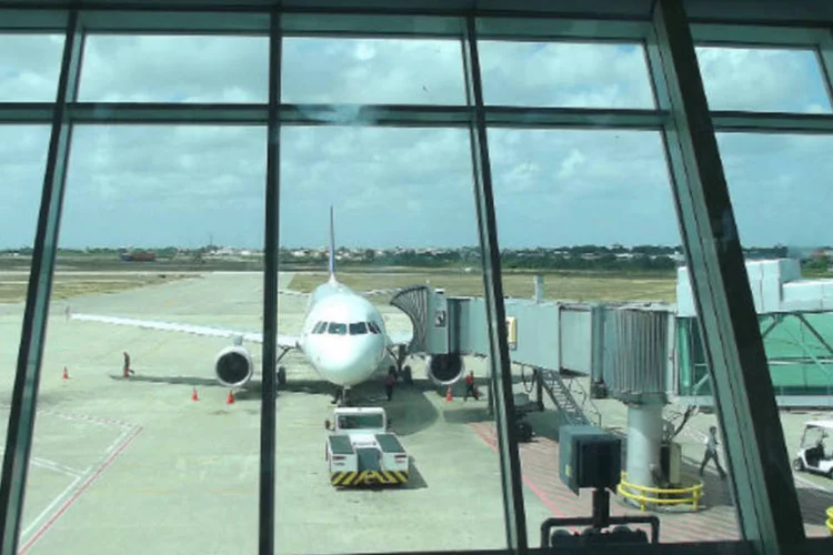 
	Os aeroportos que devem ser afetados s&atilde;o: Campo Grande, Recife, Curitiba, Bel&eacute;m e Florian&oacute;polis, al&eacute;m de Confins, Foz do Igua&ccedil;u e Rio Branco
 (Marcos Santos/USP Imagens)