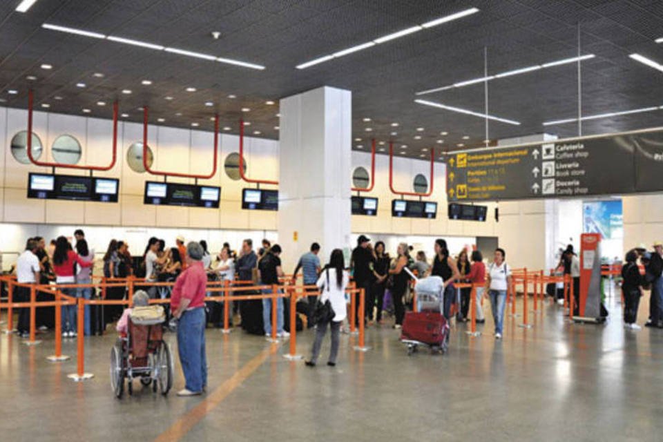 Aeroporto de Brasília funciona normalmente no primeiro dia de greve de funcionários