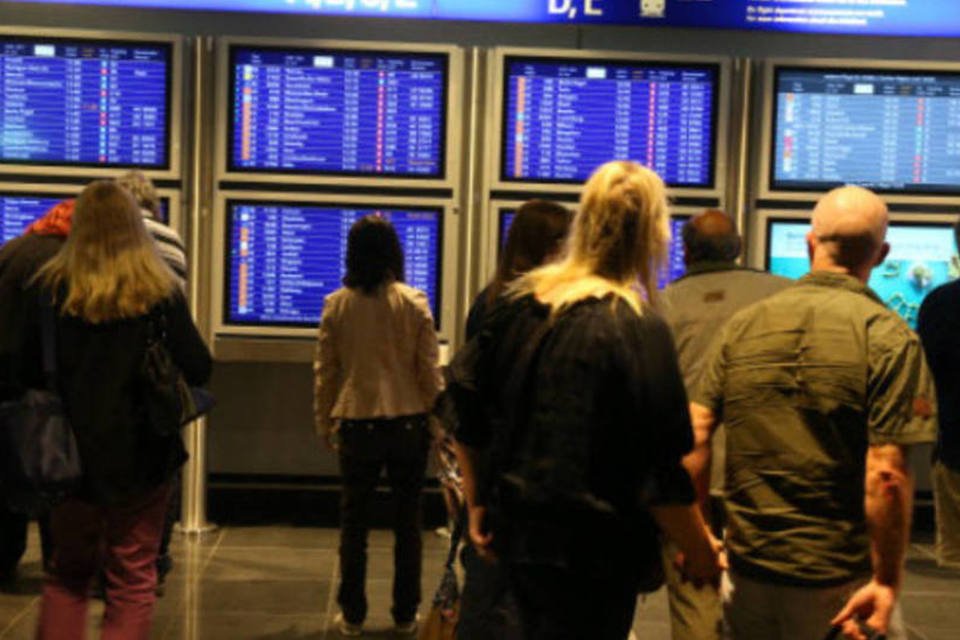 Greve de aeroviários paralisa voos na Alemanha