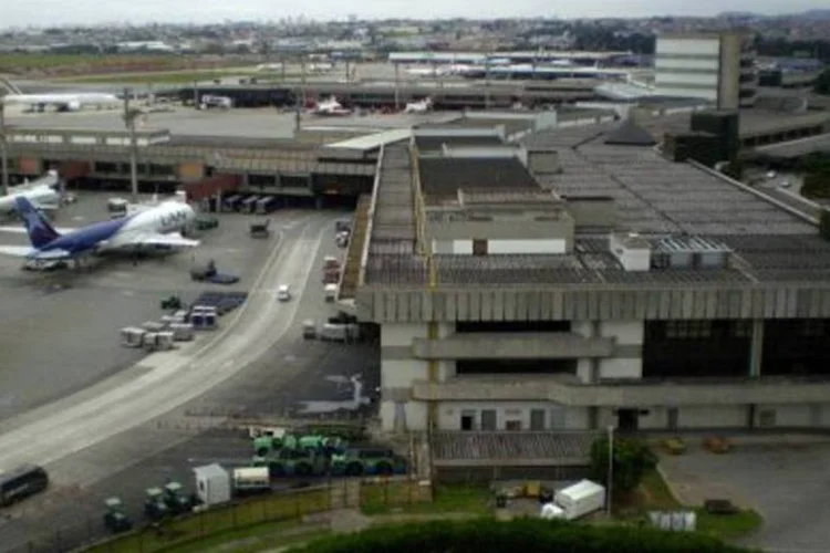 Aeroporto de Guarulhos: voos cancelados de meia-noite até 11 horas da manhã de hoje  (./Divulgação)