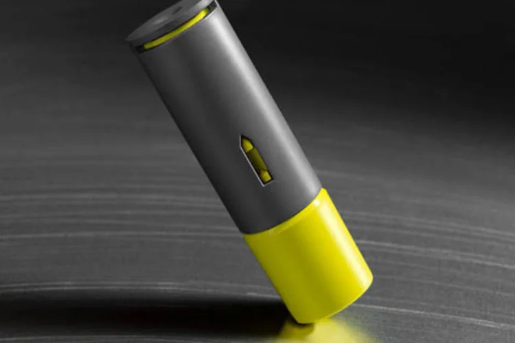 Inventado por Professor da Universidade de Harvard, bastão contém 100 mg de cafeína inalável (Aesoshot Energy)