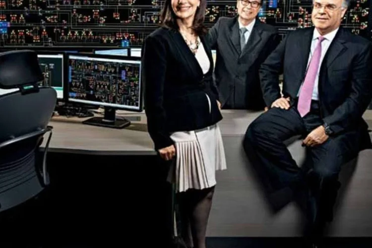 Soares (à dir.), Maria Tereza e Simonaggio, da AES: monitoramento em tempo real de 60 000 clientes (Germano Lüders/EXAME.com)